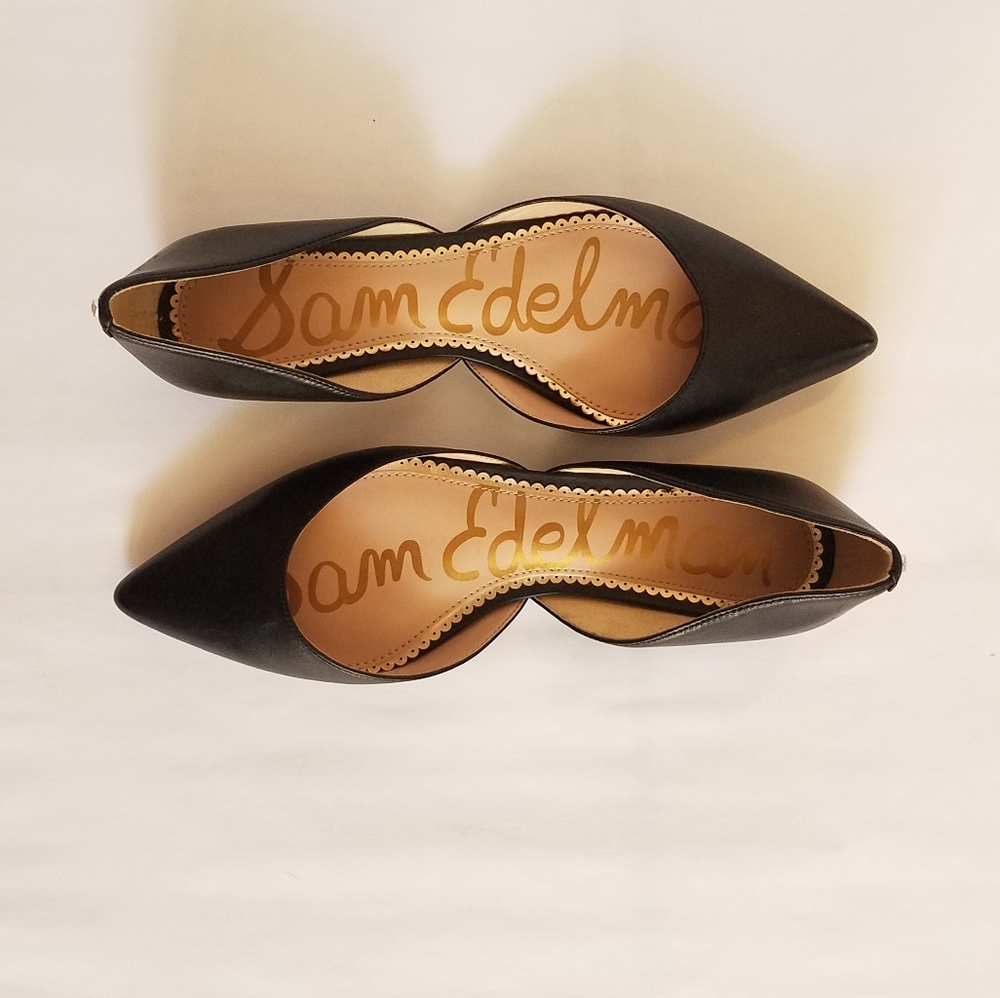 Sam Edelman brand Black Pointed Flats (size: 6M)